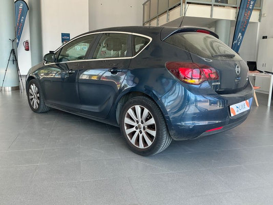 Opel Astra 1.7 CDTI Cosmo 2010 – снимка 2