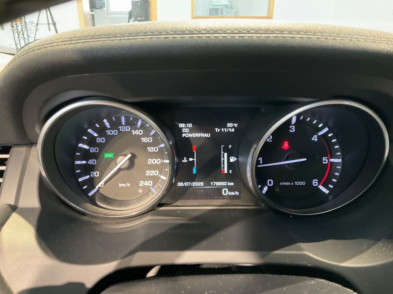 Land Rover Evoque 2.2 Td4 Pure 2014 – снимка 18