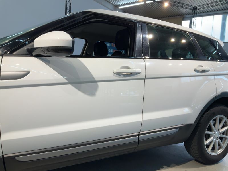 Land Rover Evoque 2.2 Td4 Pure 2014 – снимка 4