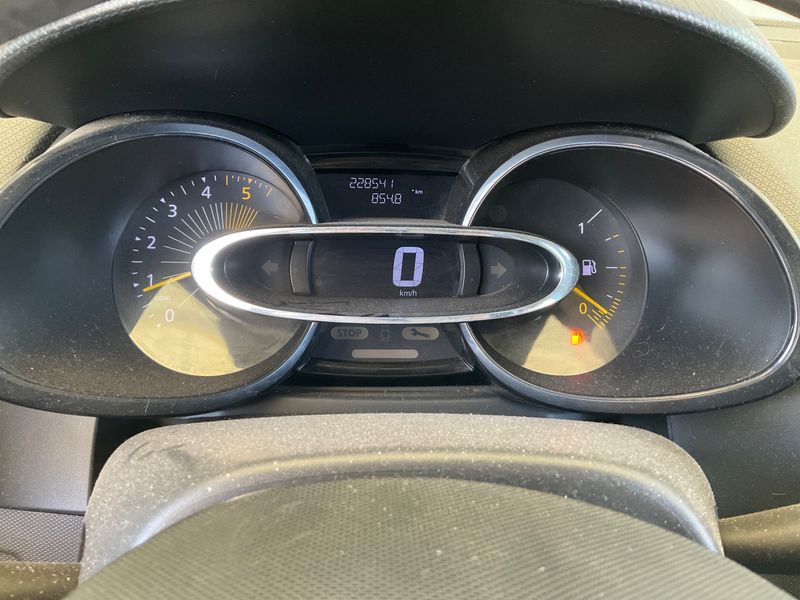 Renault Clio 1.5 dCi Authentique 2013 – снимка 4