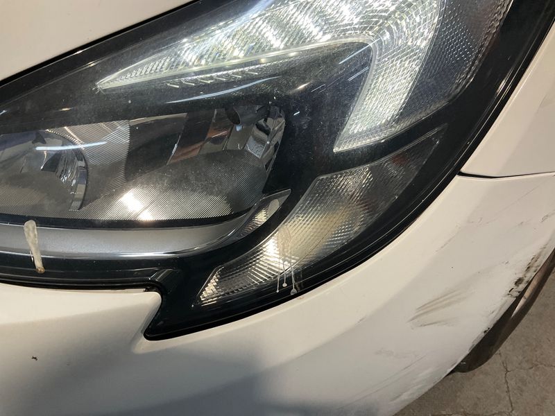 Opel Corsa 1.4 Selective 2016 – снимка 37