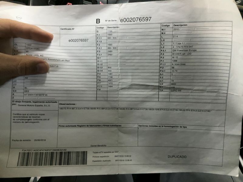 Opel Corsa 1.4 Selective 2016 – снимка 21