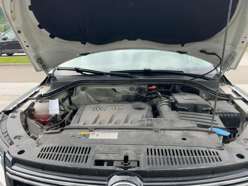 Volkswagen Tiguan 2.0 TDI Sport & Style BlueMotion Tech 2013 – снимка 33