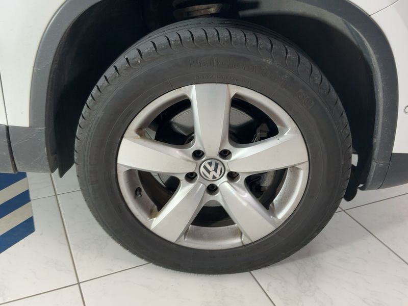 Volkswagen Tiguan 2.0 TDI Sport & Style BlueMotion Tech 2013 – снимка 11