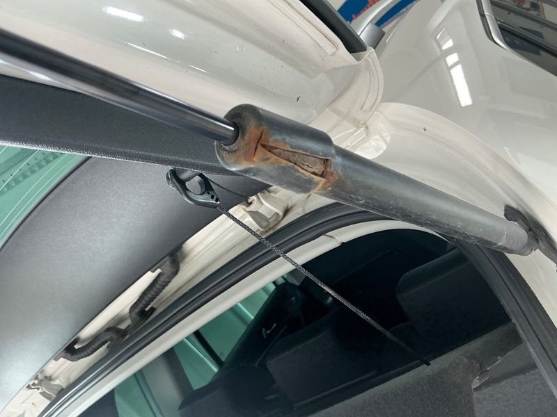 Volkswagen Tiguan 2.0 TDI Sport & Style BlueMotion Tech 2013 – снимка 56