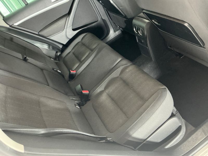 Volkswagen Tiguan 2.0 TDI Sport & Style BlueMotion Tech 2013 – снимка на щета 57