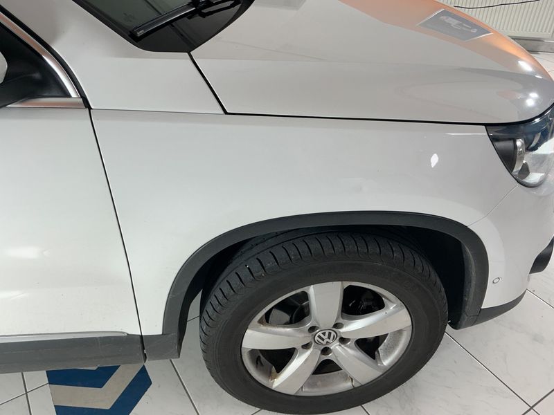 Volkswagen Tiguan 2.0 TDI Sport & Style BlueMotion Tech 2013 – снимка 22