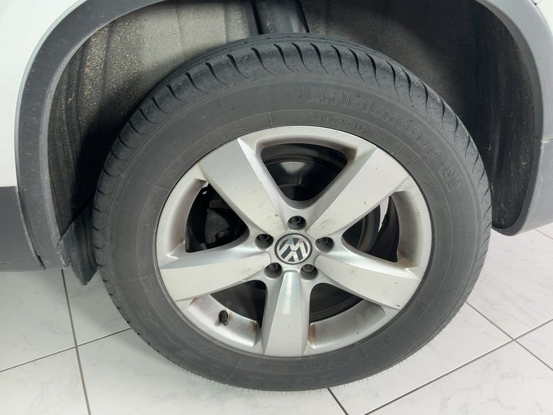 Volkswagen Tiguan 2.0 TDI Sport & Style BlueMotion Tech 2013 – снимка 5