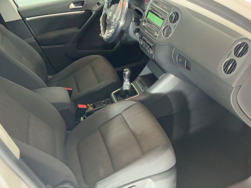 Volkswagen Tiguan 2.0 TDI Sport & Style BlueMotion Tech 2013 – снимка 17