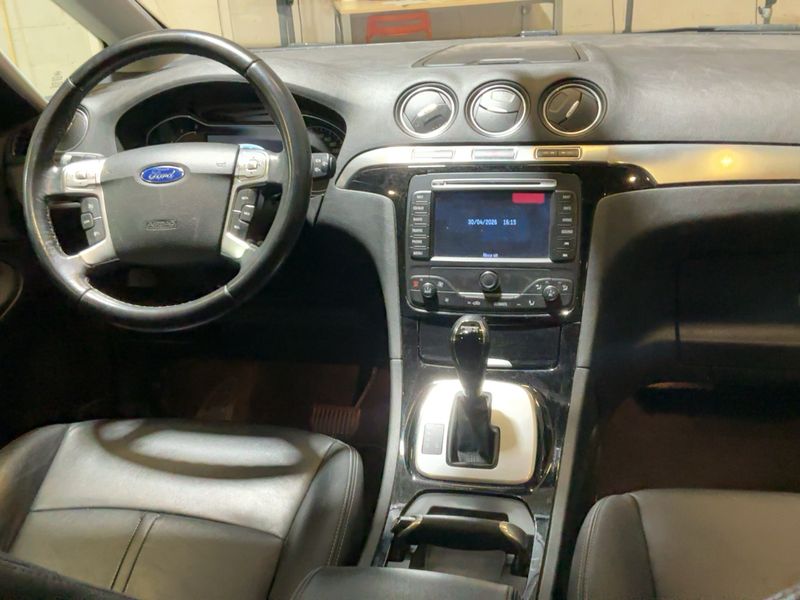 Ford S-Max 2.0 TDCi Titanium 2013 – снимка 18