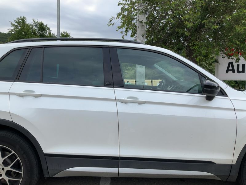 Volkswagen Tiguan 2.0 TDI Offroad 4Motion 2019 – снимка 10