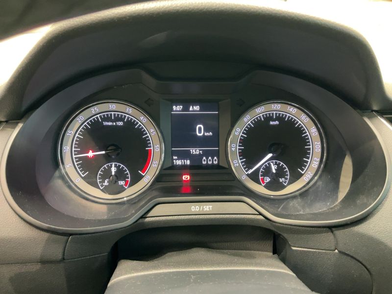 Skoda Octavia 1.6 TDI Style 2018 – снимка 19