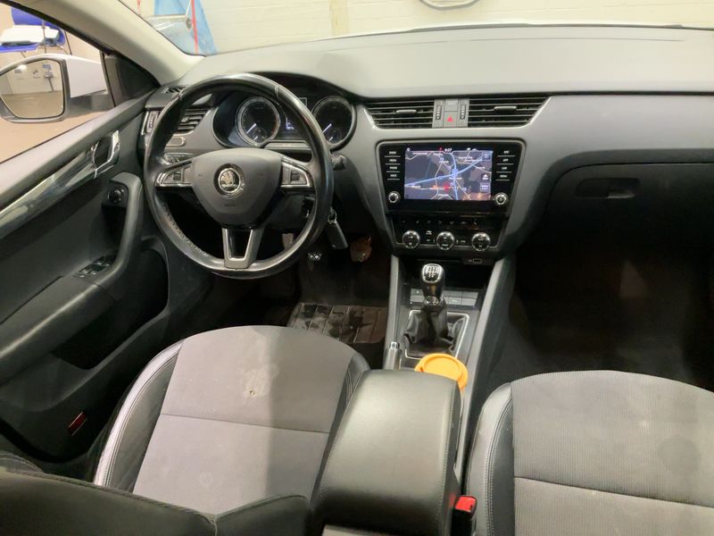 Skoda Octavia 1.6 TDI Style 2018 – снимка 18