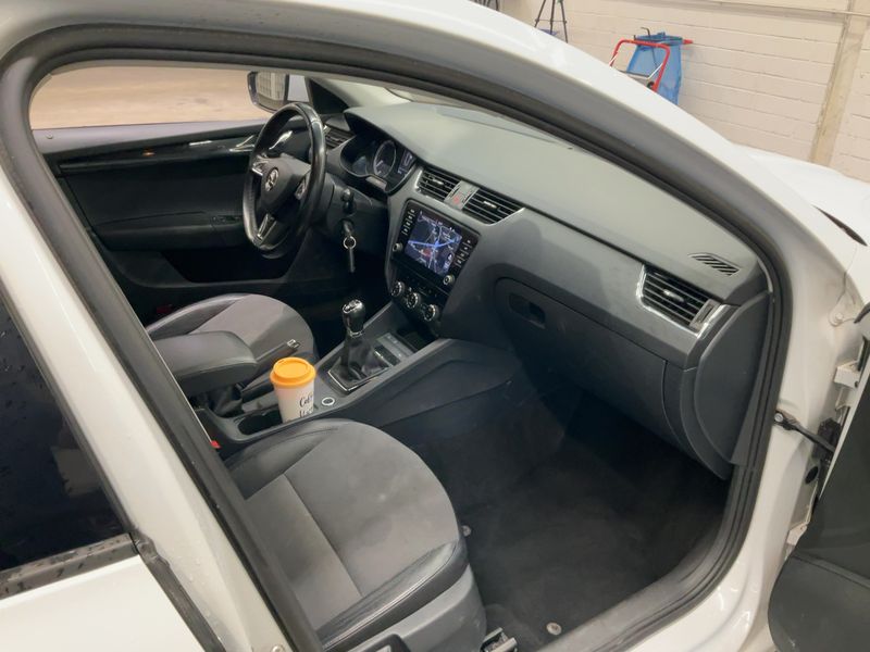 Skoda Octavia 1.6 TDI Style 2018 – снимка 17