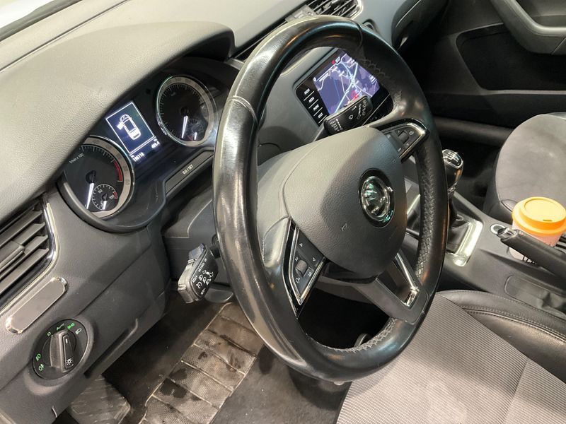 Skoda Octavia 1.6 TDI Style 2018 – снимка 25
