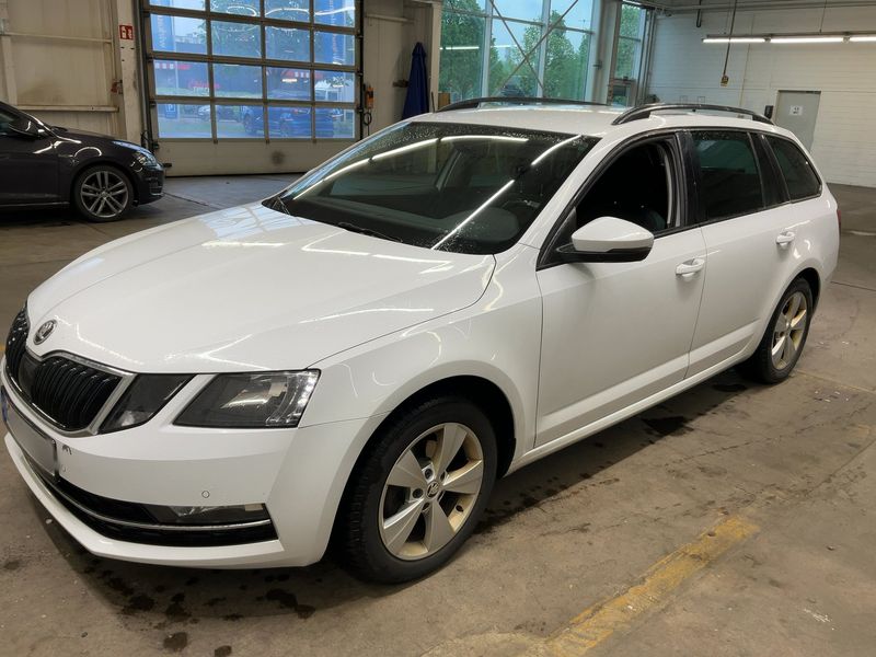 Skoda Octavia 1.6 TDI Style 2018 – снимка 1
