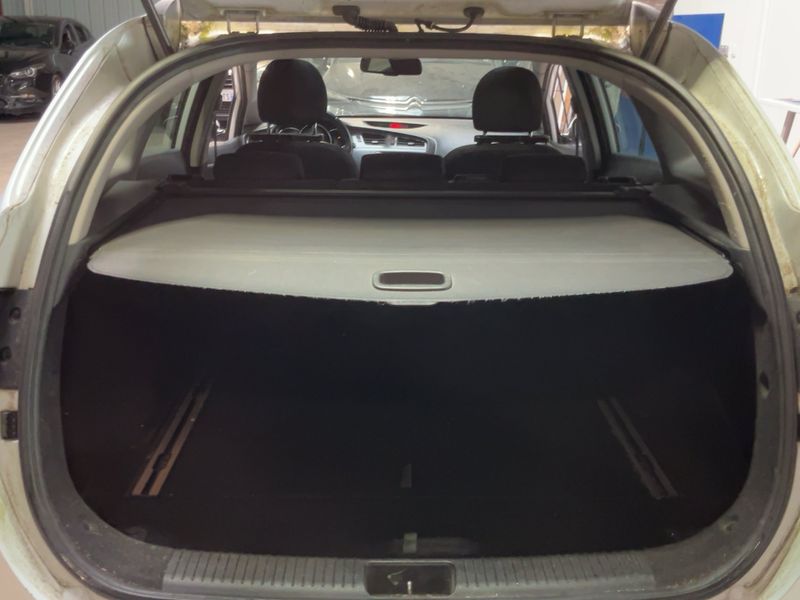 Kia cee'd 1.6 GDI SW Active 2013 – снимка 15