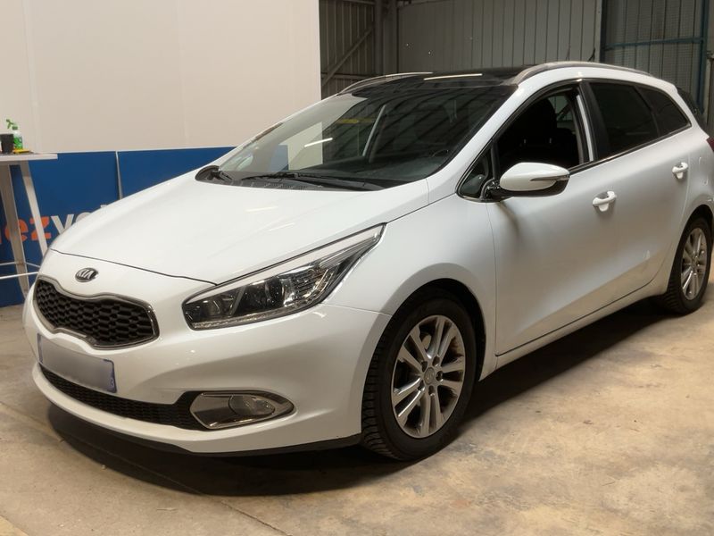 Kia cee'd 1.6 GDI SW Active 2013 – снимка 2
