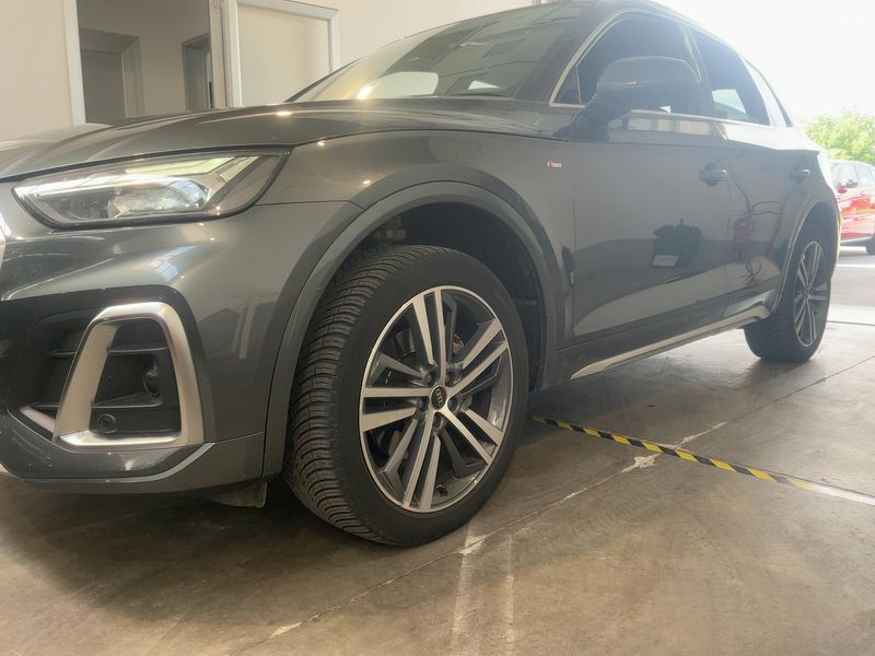 Audi Q5 40 TDI Mild-Hybrid quattro S line 2020 – снимка 2
