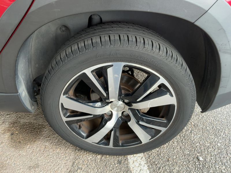 Peugeot 2008 1.2 e-THP GT Line 2017 – снимка 5
