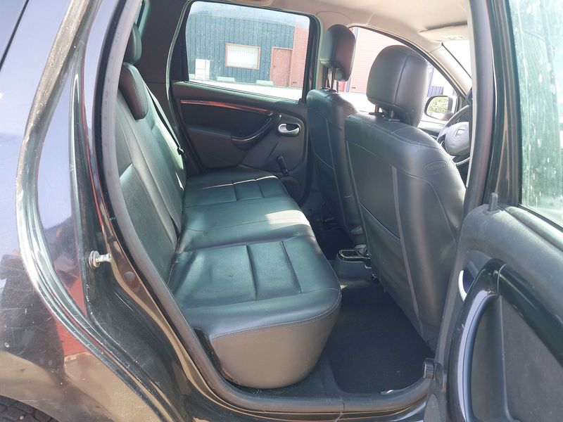 Dacia Duster 1.5 dCi Prestige 4x2 2011 – снимка 13