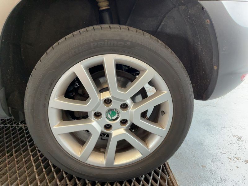 Skoda Yeti 2.0 TDI Ambition 4x4 2012 – снимка 5