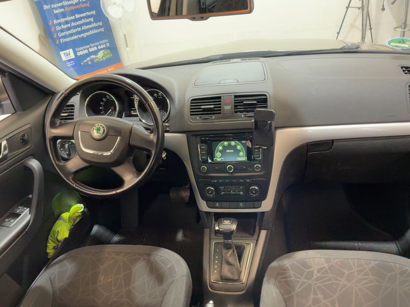 Skoda Yeti 2.0 TDI Ambition 4x4 2012 – снимка 17