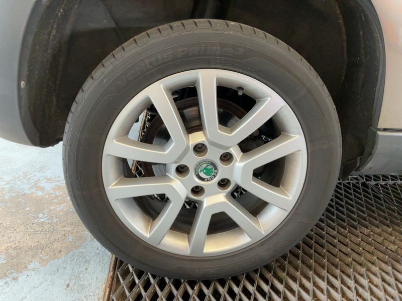 Skoda Yeti 2.0 TDI Ambition 4x4 2012 – снимка 9