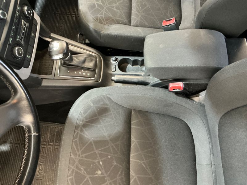 Skoda Yeti 2.0 TDI Ambition 4x4 2012 – снимка 40