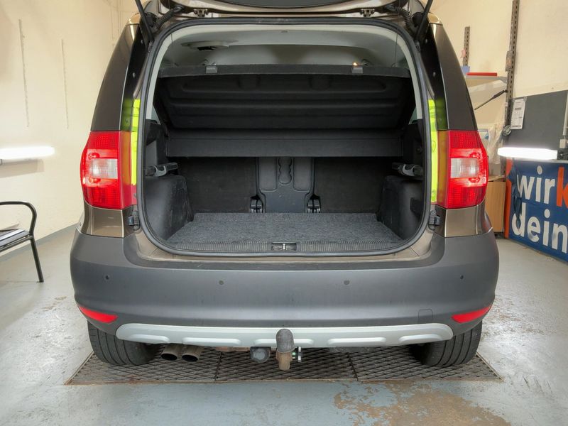 Skoda Yeti 2.0 TDI Ambition 4x4 2012 – снимка 15