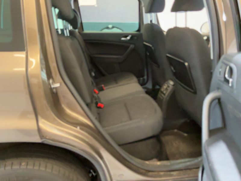 Skoda Yeti 2.0 TDI Ambition 4x4 2012 – снимка 19