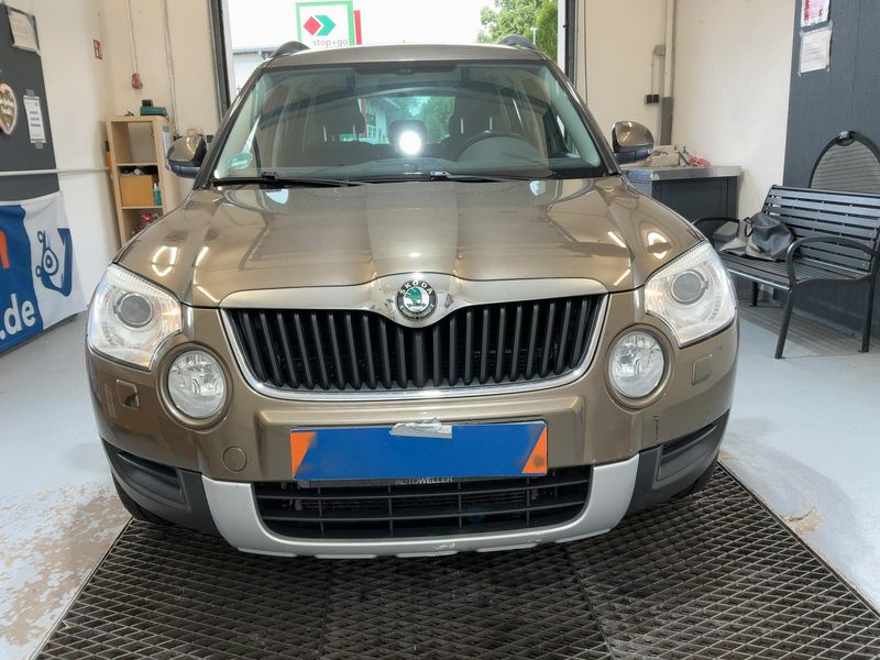 Skoda Yeti 2.0 TDI Ambition 4x4 2012 – снимка 14