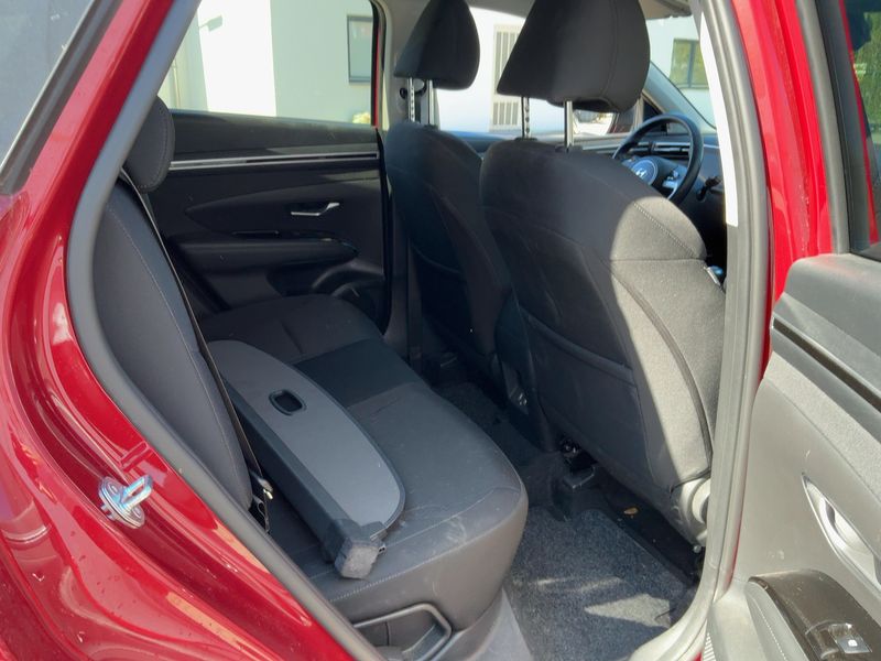 Hyundai Tucson 1.6 T-GDI Advantage 2WD 2023 – снимка 20