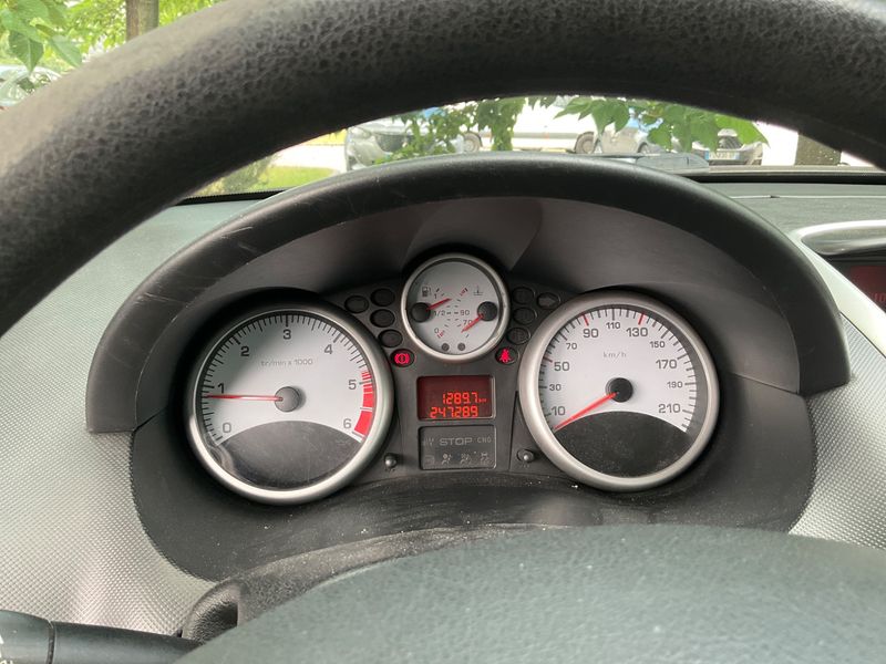 Peugeot 206+ 1.4 HDi Trendy 2009 – снимка 4