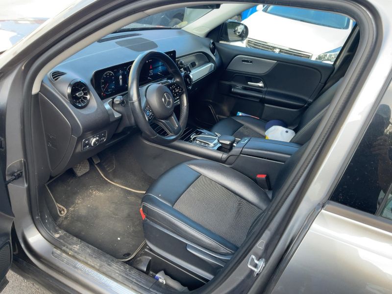 Mercedes-Benz GLB-Klasse GLB 200 d 2022 – снимка 16