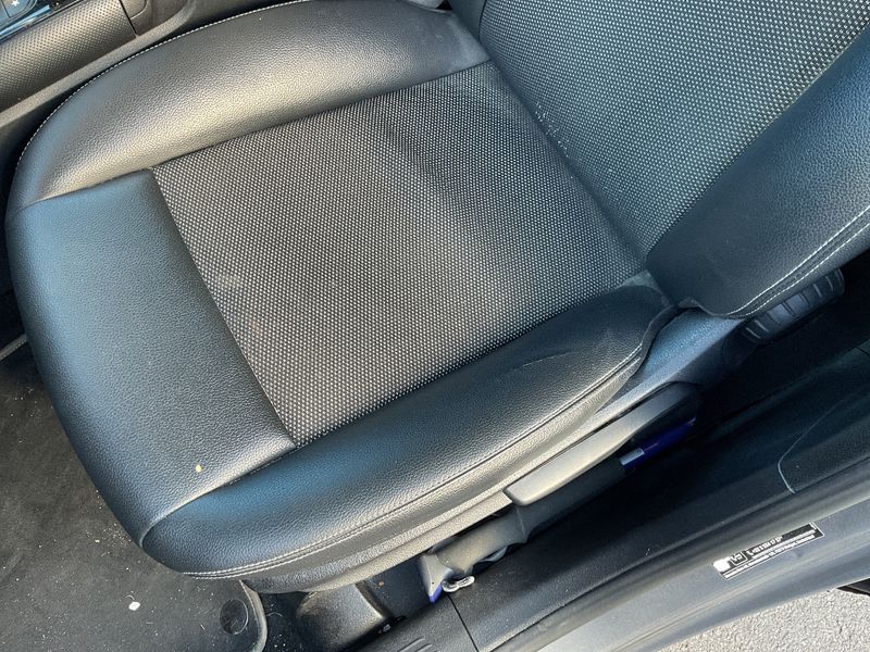 Mercedes-Benz GLB-Klasse GLB 200 d 2022 – снимка 32
