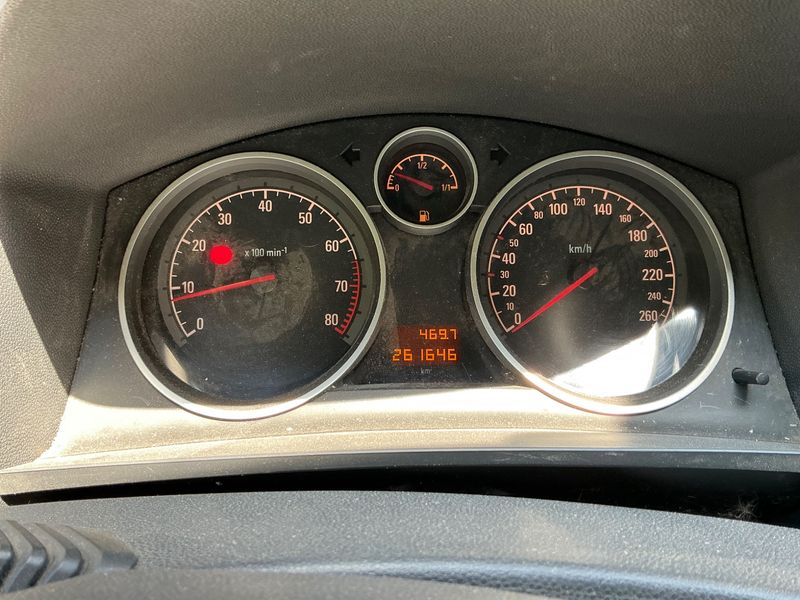 Opel Zafira 1.8 Family 2012 – снимка 4