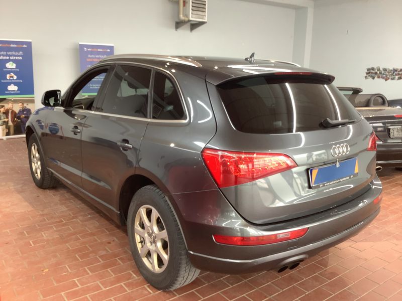 Audi Q5 2.0 TDI quattro 2011 – снимка 6