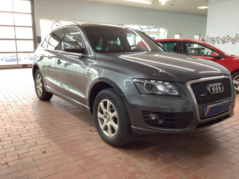 Audi Q5 2.0 TDI quattro 2011 – снимка 12
