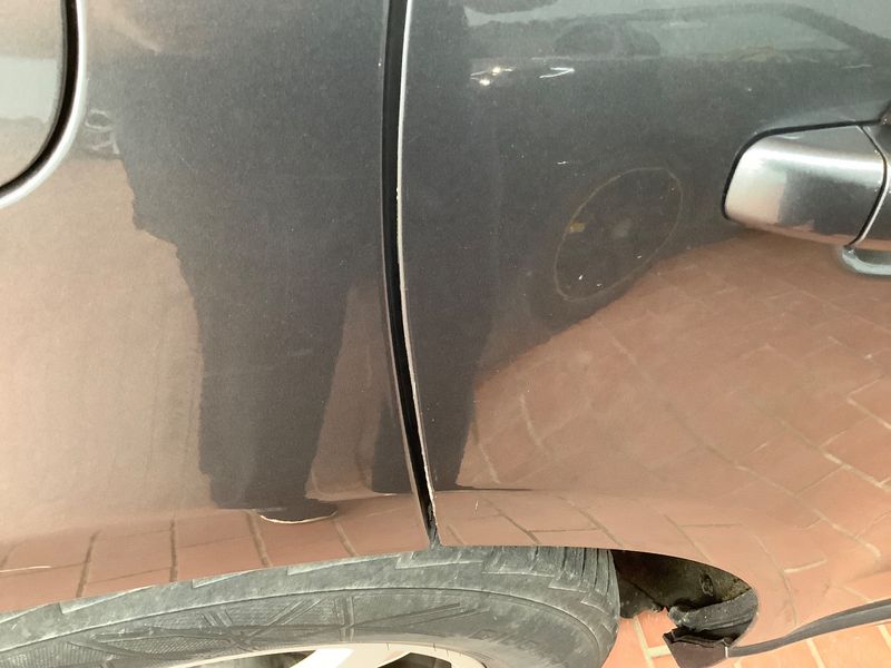 Audi Q5 2.0 TDI quattro 2011 – снимка 25