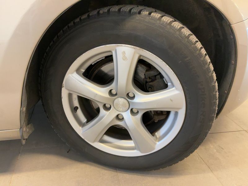 Volvo V60 1.6 T4F Momentum 2012 – снимка 11
