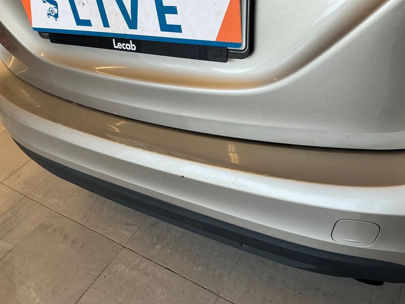 Volvo V60 1.6 T4F Momentum 2012 – снимка 27