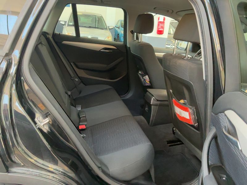 BMW X1 xDrive 18d 2012 – снимка 19