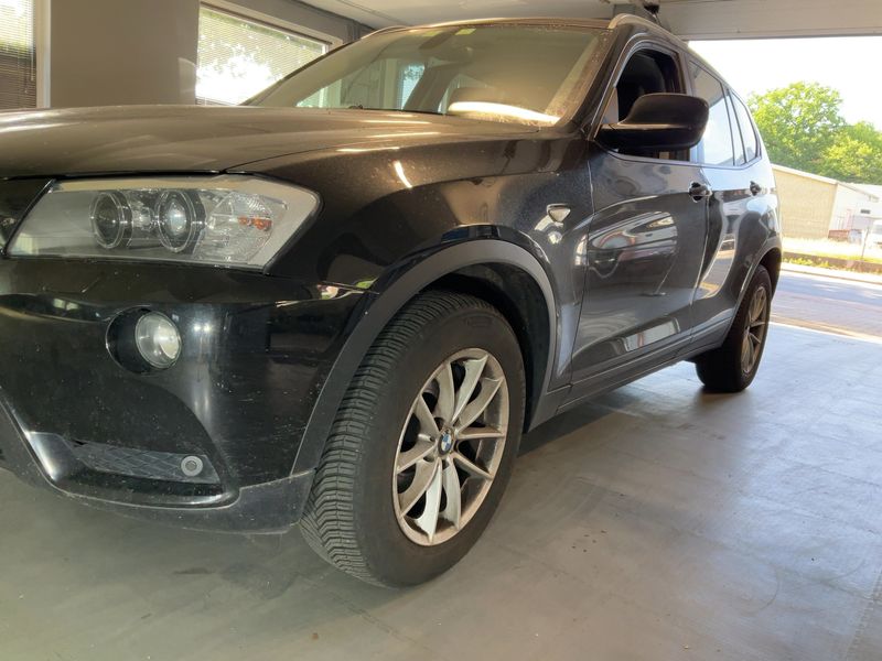 BMW X3 xDrive 20d 2011 – снимка 2