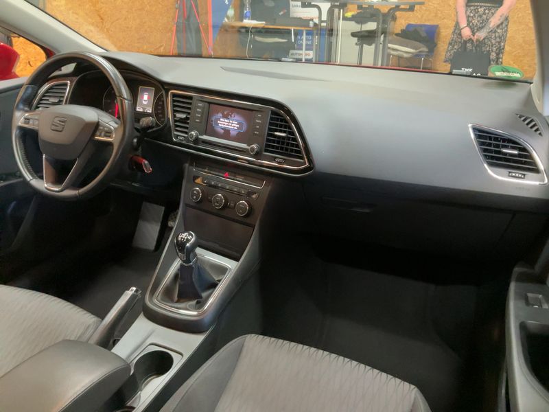 Seat Leon 2.0 TDI Style 2014 – снимка 18