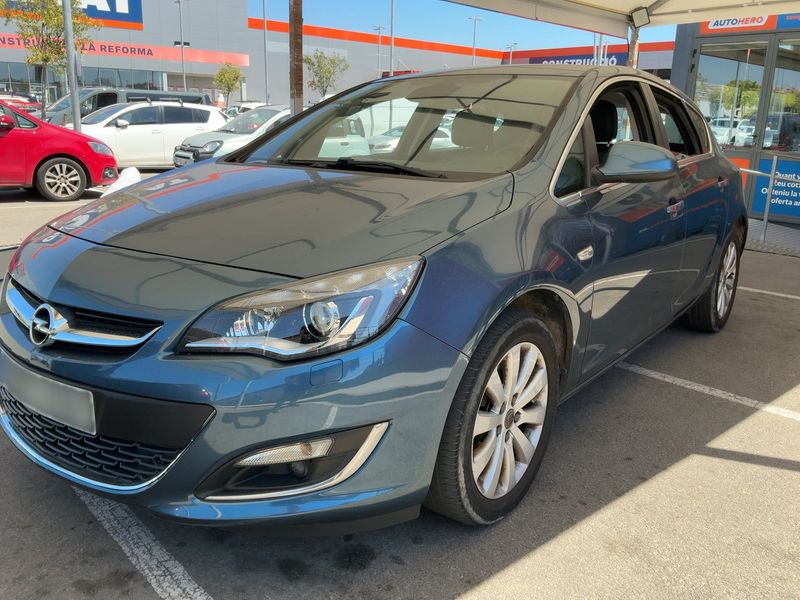 Opel Astra 1.7 CDTI Excellence 2013