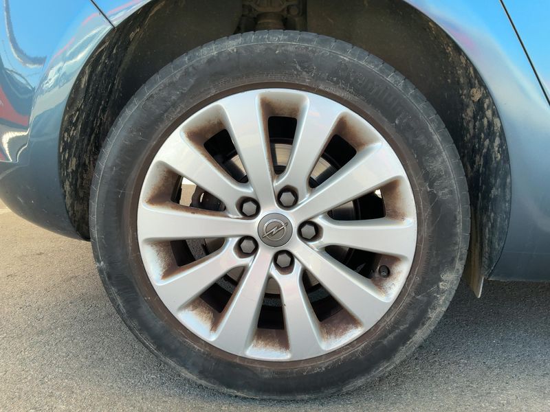 Opel Astra 1.7 CDTI Excellence 2013 – снимка 19