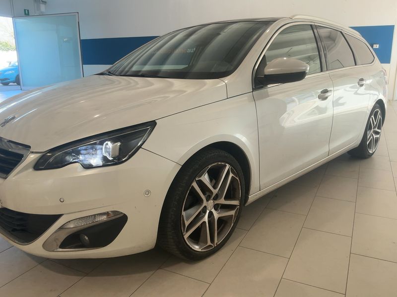 Peugeot 308 2.0 Blue-HDi Allure 2015 – снимка 2