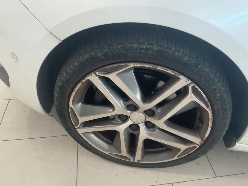 Peugeot 308 2.0 Blue-HDi Allure 2015 – снимка 3