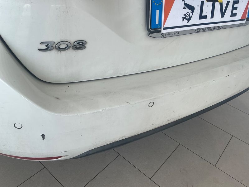 Peugeot 308 2.0 Blue-HDi Allure 2015 – снимка 35